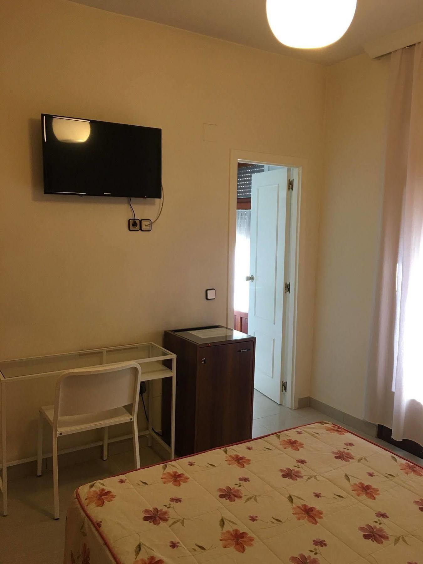 Hostal Cervantes 발데모로 외부 사진